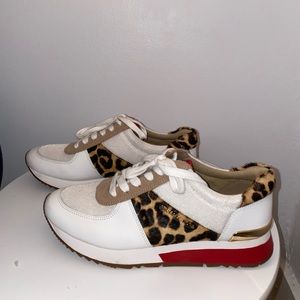 Michael kors women shoes size 7.5